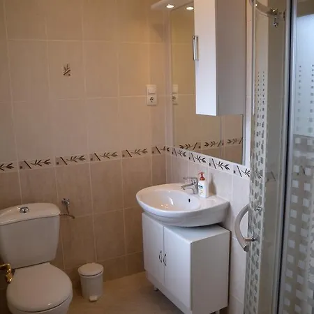 Appartamento In Szantod/balaton 27836 Szántód