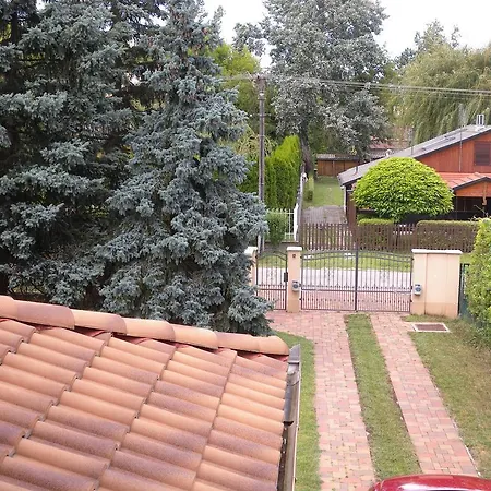 In Szantod/balaton 27836 Appartamento